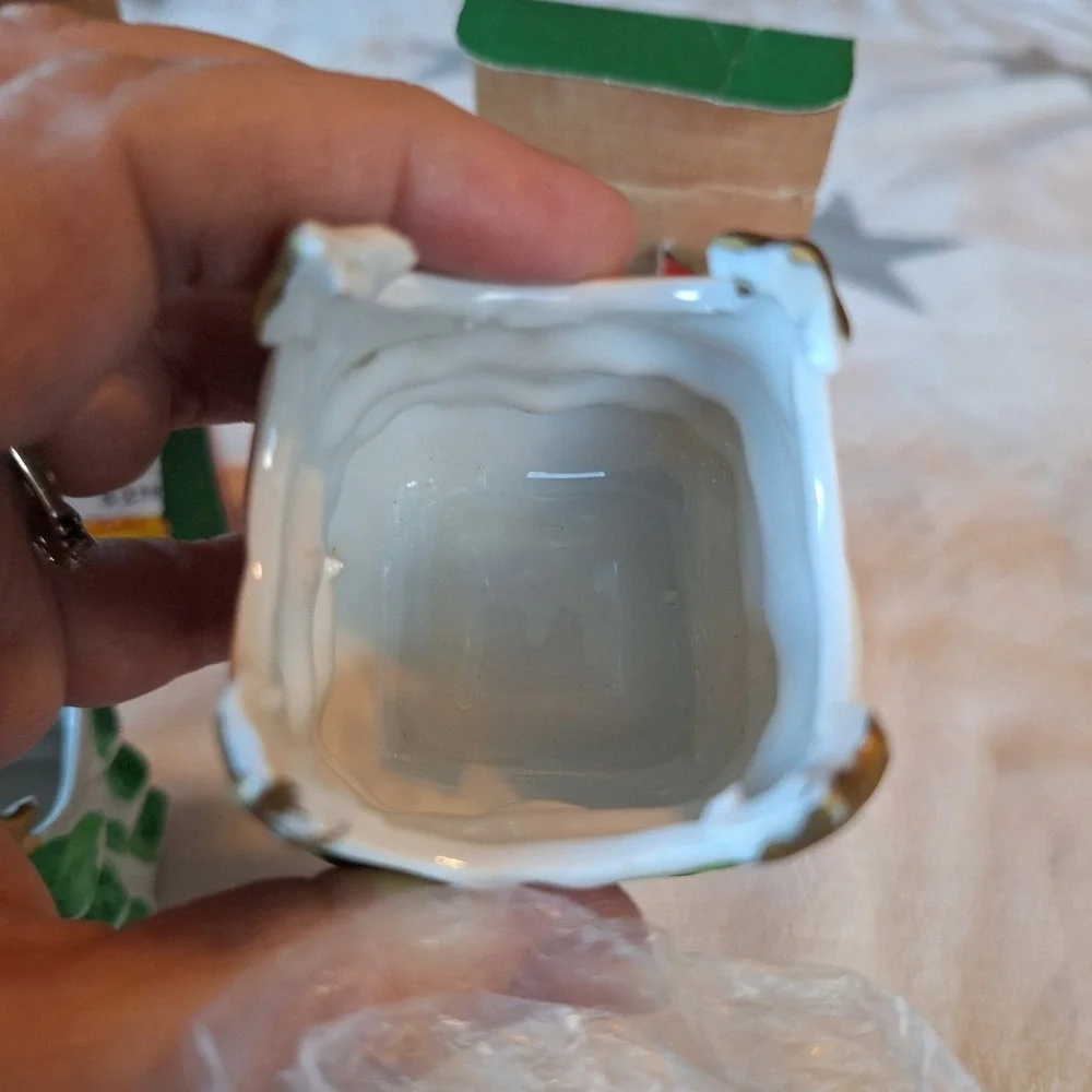 1989 New Holiday Votive Candle Set of 2 Porcelain Green Christmas Trees W/Candle